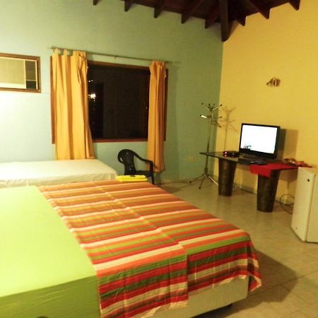 Hotel Las Residentas Luque Room photo